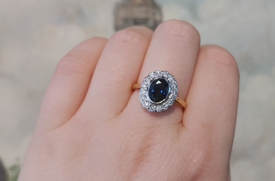 Sapphire and diamond ring in white and yellow gold