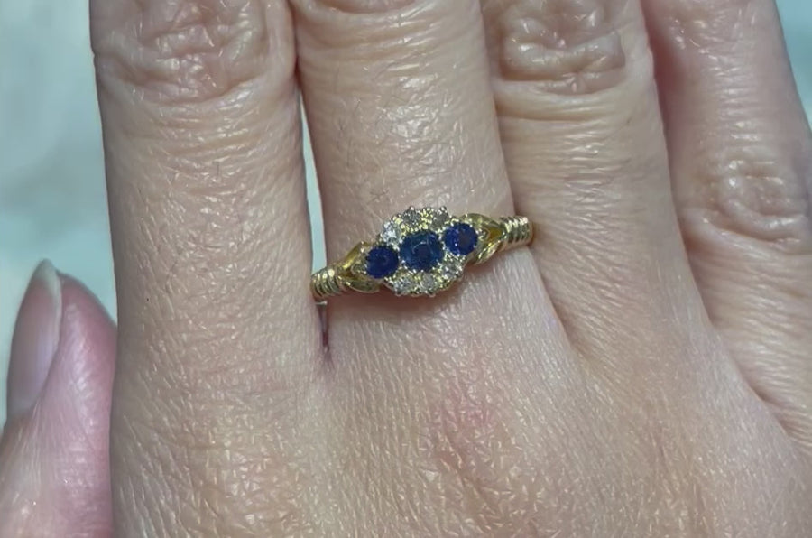 Edwardian sapphire and diamond ring from 1902