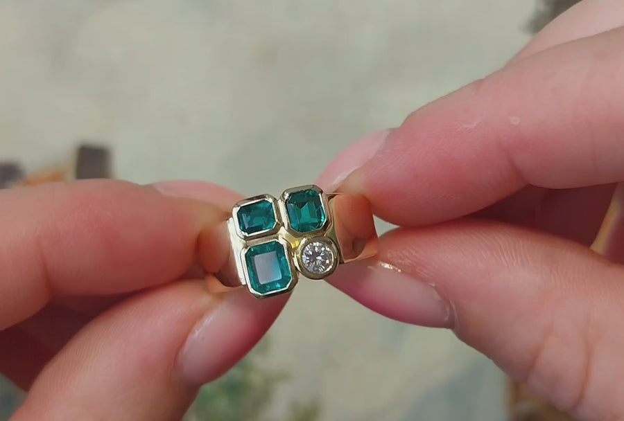 18 karaat gouden ring met smaragd en diamant