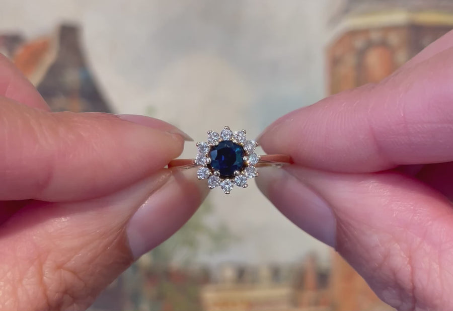 14 karaat gouden cluster ring met saffier en diamanten