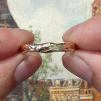 14 carat gold nugget style band