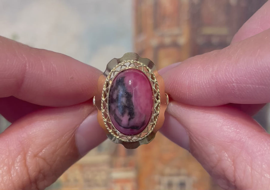 14 karaat gougen ring met rhodochrosiet