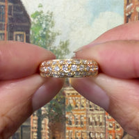 18 carat gold ring with diamonds