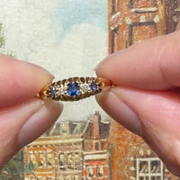 Edwardiaanse ring met saffier en diamant uit 1905