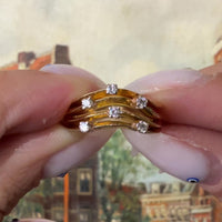 Vintage 18 carat gold ring with diamonds