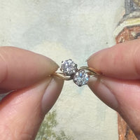 Vintage Toi et Moi diamond ring