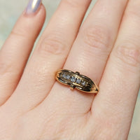 Vintage five stone diamond ring in 14 carat gold