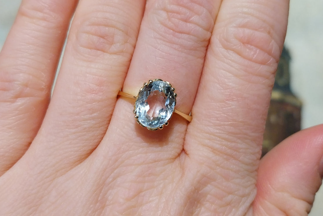 Aquamarine ring in 18 carat gold-Earrings-The Antique Ring Shop