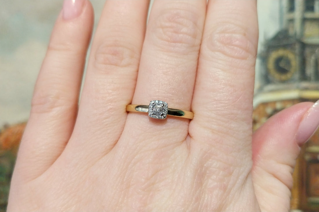 Princess and brilliant cut diamond ring