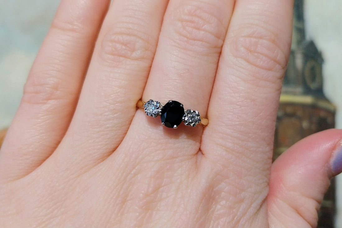 Vintage sapphire and diamond ring in 18 carat gold-Vintage Rings-The Antique Ring Shop