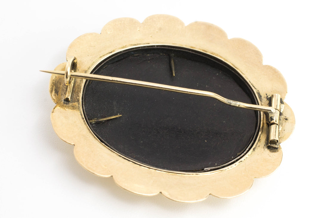 Memento mori brooch in 14 carat gold-Brooches-The Antique Ring Shop, Amsterdam