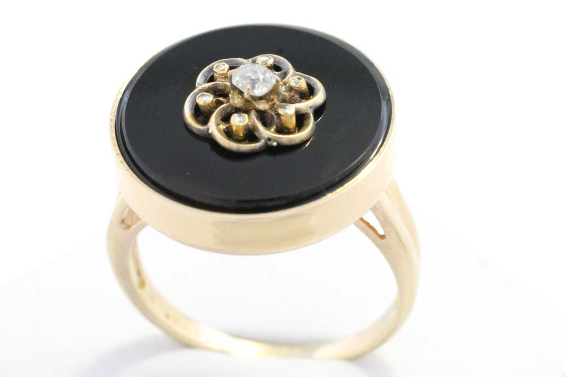 Antique gold ring with rose cut and old cut diamonds on onyx-Antique rings-The Antique Ring Shop, Amsterdam