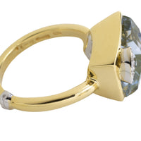 Aquamarine and diamond ring in 18 carat gold-Vintage & retro rings-The Antique Ring Shop