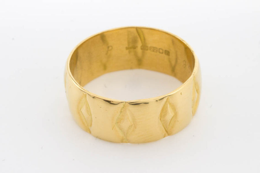 1960's 22 carat gold band with motief-The Antique Ring Shop