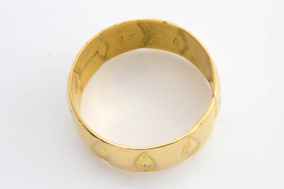 1960's 22 carat gold band with motief-The Antique Ring Shop